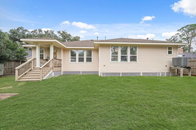 5821 Ariel Street, Houston, TX 77074