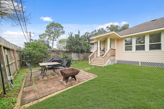 5821 Ariel Street, Houston, TX 77074