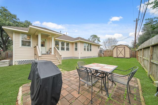 5821 Ariel Street, Houston, TX 77074