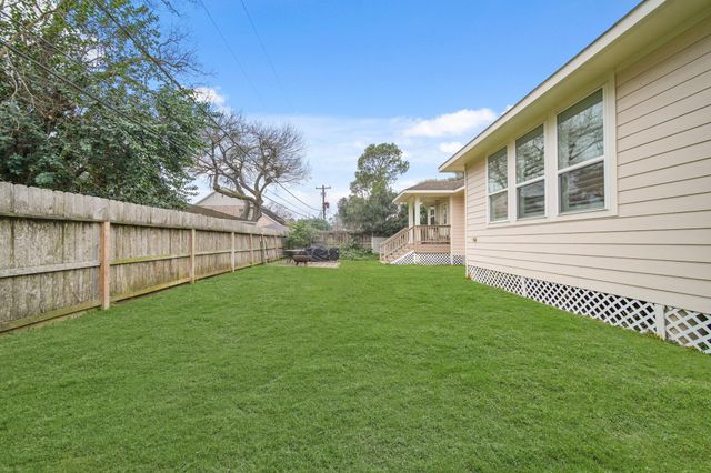 5821 Ariel Street, Houston, TX 77074