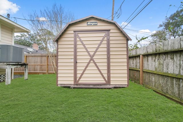 5821 Ariel Street, Houston, TX 77074