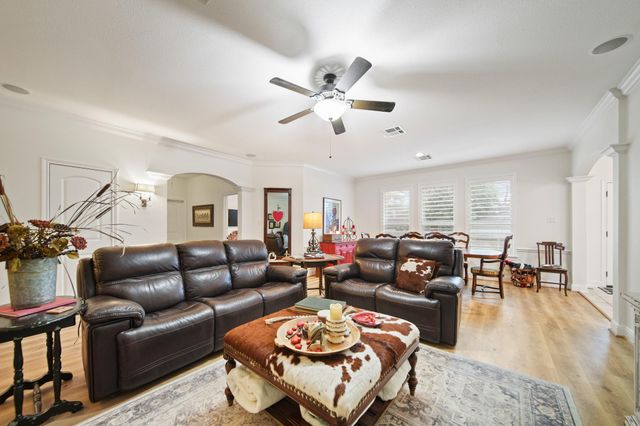 5821 Ariel Street, Houston, TX 77074