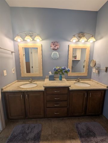 45654 Lookout Drive, Macomb, MI 48044