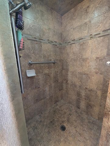 45654 Lookout Drive, Macomb, MI 48044