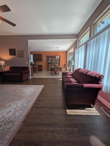 45654 Lookout Drive, Macomb, MI 48044