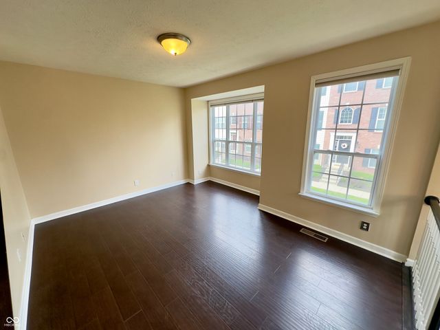 9094 Demarest Drive, Fishers, IN 46038