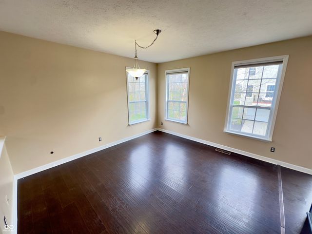 9094 Demarest Drive, Fishers, IN 46038