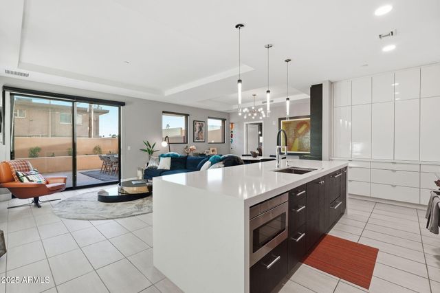 6803 E MAIN Street 1102, Scottsdale, AZ 85251