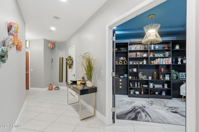 6803 E MAIN Street 1102, Scottsdale, AZ 85251