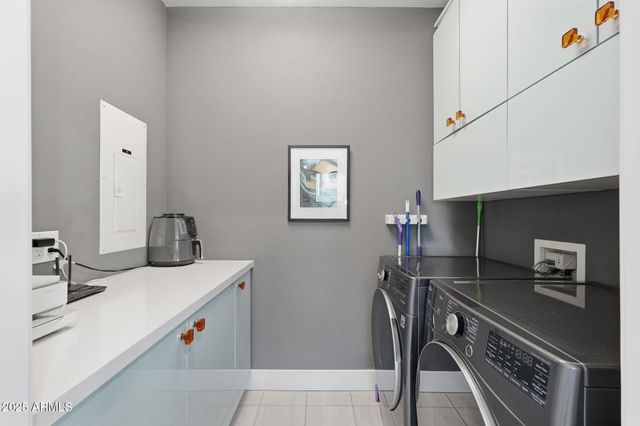 6803 E MAIN Street 1102, Scottsdale, AZ 85251