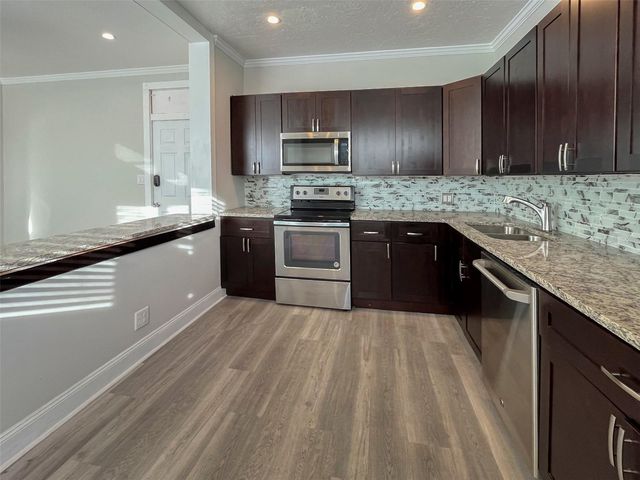 408 ARMADA ROAD S 7, Venice, FL 34285