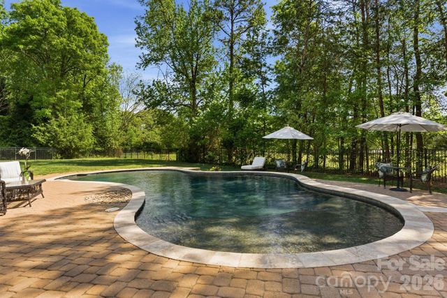 149 Vista Bluff Lane, Mooresville, NC 28117