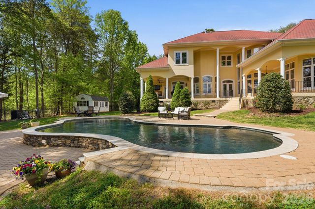 149 Vista Bluff Lane, Mooresville, NC 28117