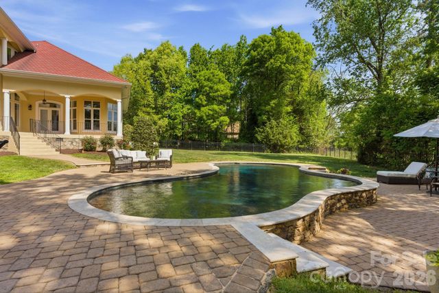 149 Vista Bluff Lane, Mooresville, NC 28117