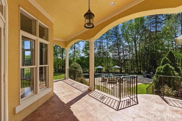 149 Vista Bluff Lane, Mooresville, NC 28117