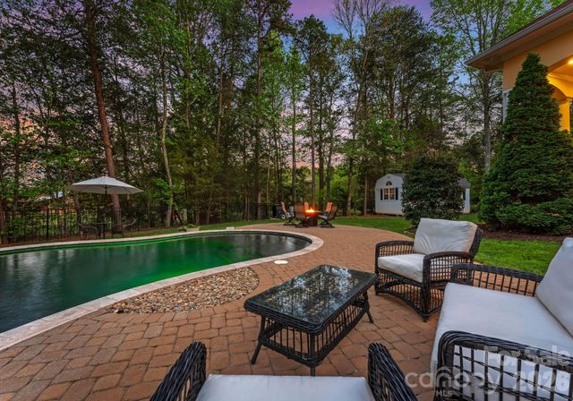 149 Vista Bluff Lane, Mooresville, NC 28117