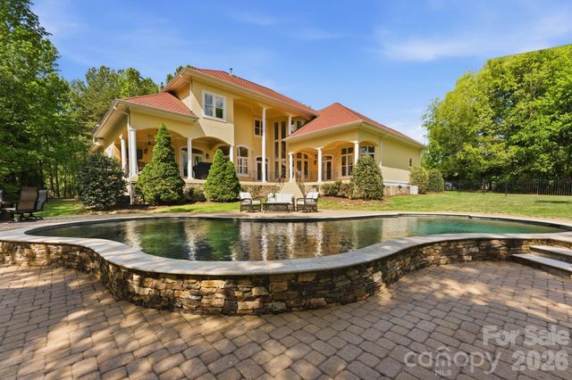 149 Vista Bluff Lane, Mooresville, NC 28117