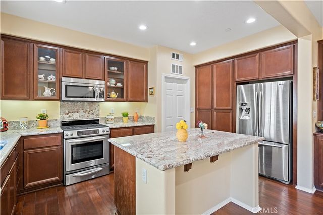 729 Park View Terrace, Glendora, CA 91741