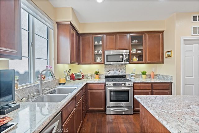 729 Park View Terrace, Glendora, CA 91741
