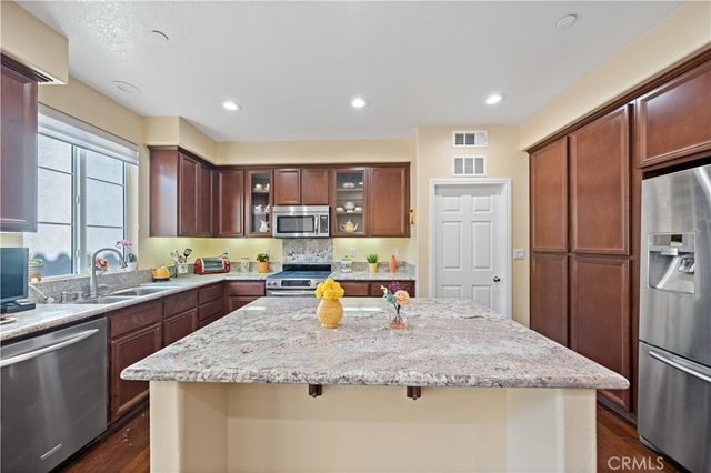 729 Park View Terrace, Glendora, CA 91741