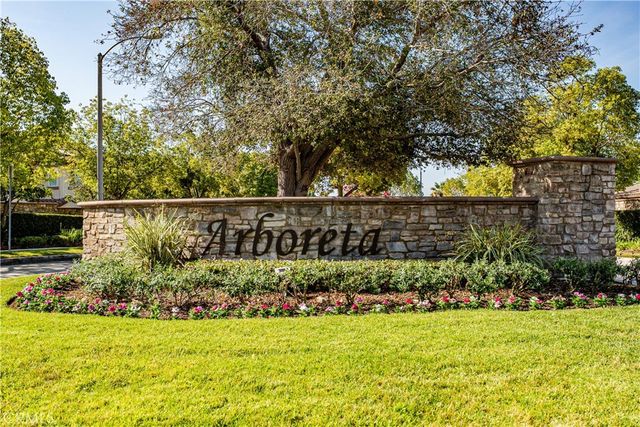 729 Park View Terrace, Glendora, CA 91741