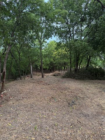 710 Spring Miller Court C, Arlington, TX 76002