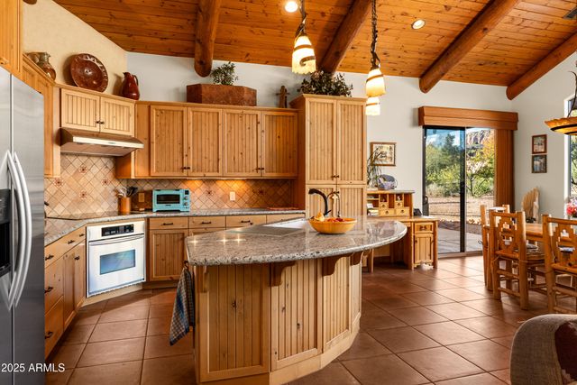 100 GRAY FOX Drive, Sedona, AZ 86351