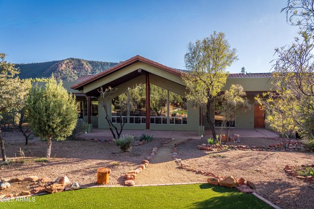 100 GRAY FOX Drive, Sedona, AZ 86351