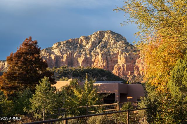 100 GRAY FOX Drive, Sedona, AZ 86351