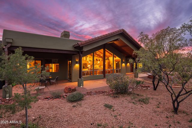 100 GRAY FOX Drive, Sedona, AZ 86351