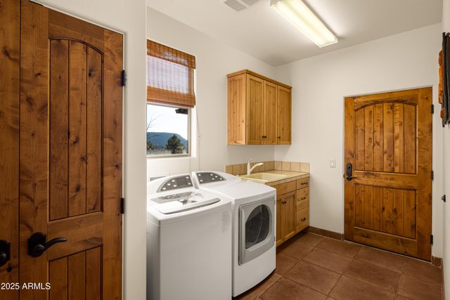 100 GRAY FOX Drive, Sedona, AZ 86351