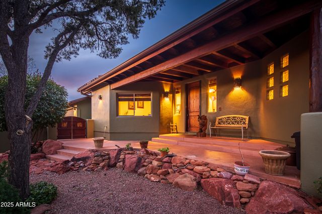 100 GRAY FOX Drive, Sedona, AZ 86351