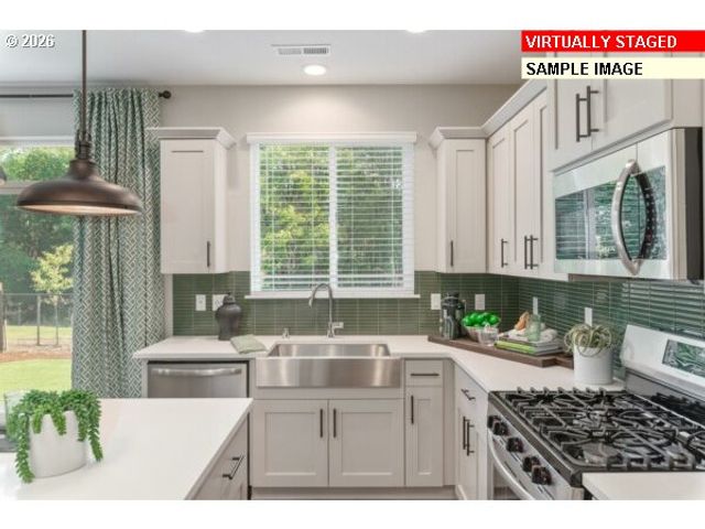 10156 Se HORNADAY Ave 374, Happy Valley, OR 97086