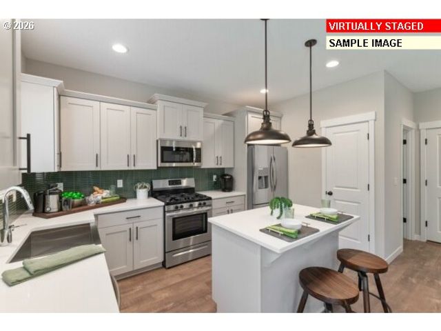 10156 Se HORNADAY Ave 374, Happy Valley, OR 97086