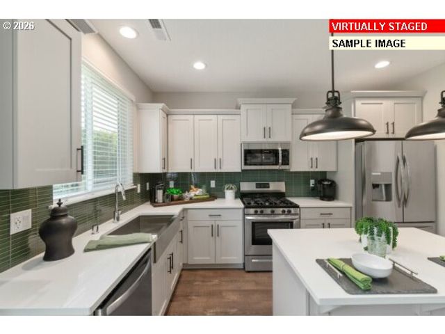 10156 Se HORNADAY Ave 374, Happy Valley, OR 97086