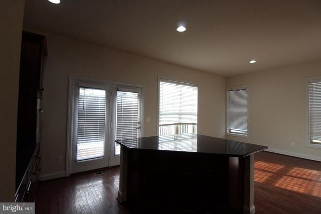 43360 OLD RYAN RD, Ashburn, VA 20148