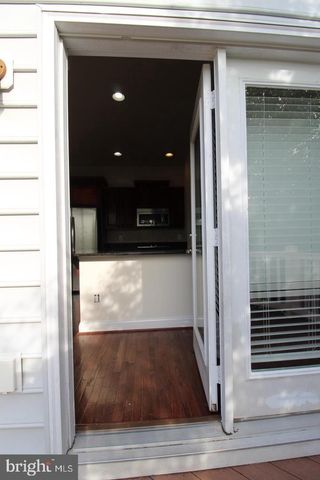 43360 OLD RYAN RD, Ashburn, VA 20148