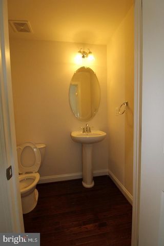 43360 OLD RYAN RD, Ashburn, VA 20148