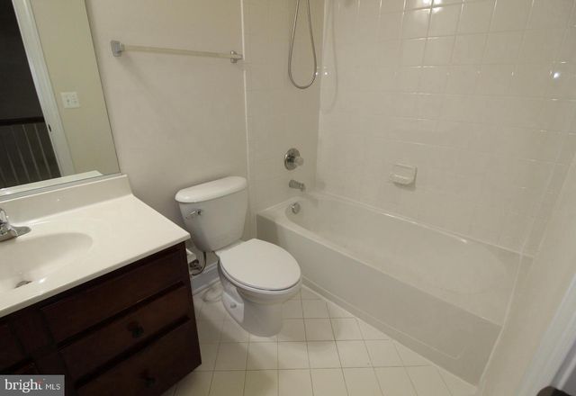 43360 OLD RYAN RD, Ashburn, VA 20148