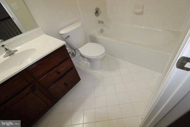 43360 OLD RYAN RD, Ashburn, VA 20148