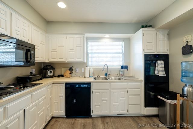 3341 E 83rd Place, Tulsa, OK 74137