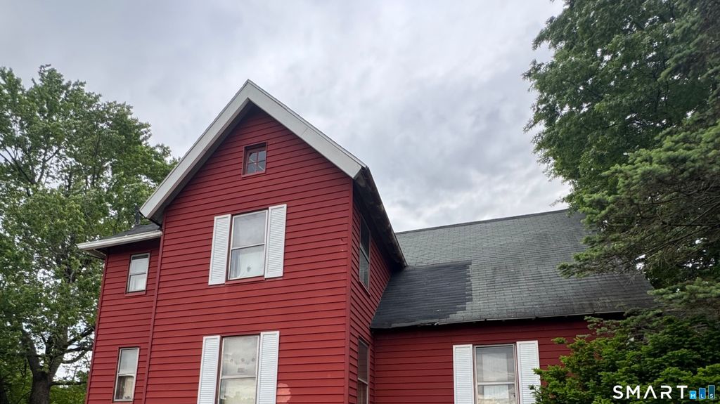 26 Phelps Street, East Hartford, CT 06108