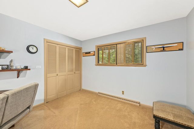 410 Oak Hill ROAD, Walworth, WI 53184