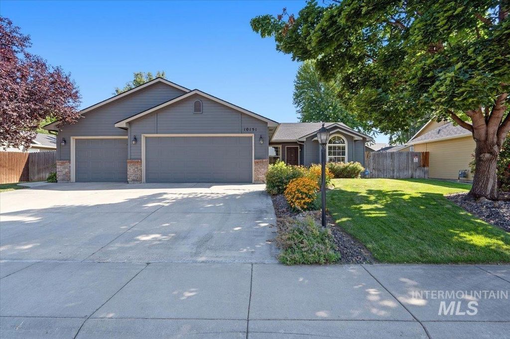 10151 W Antietam Street, Boise, ID 83709 photo 2