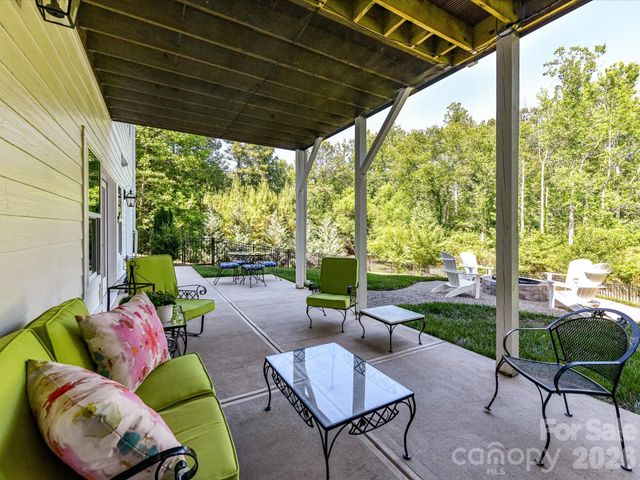 202 Streamwood Road, Troutman, NC 28166