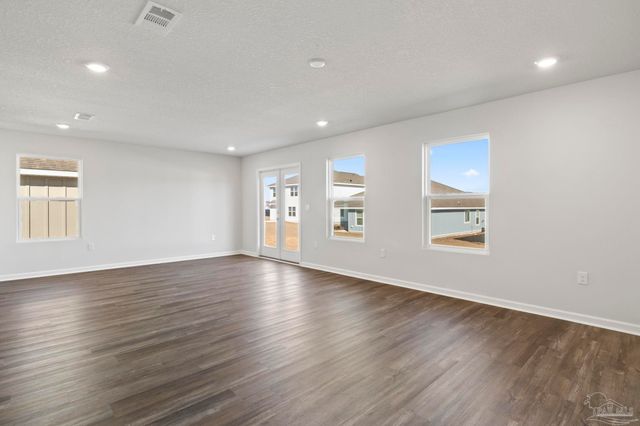 4760 Redhead Ct, Pace, FL 32571