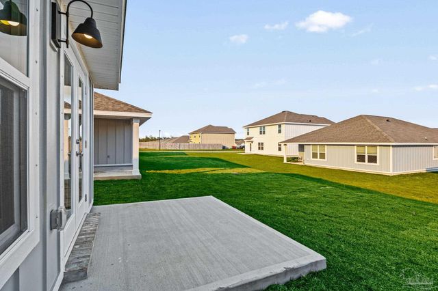 4760 Redhead Ct, Pace, FL 32571