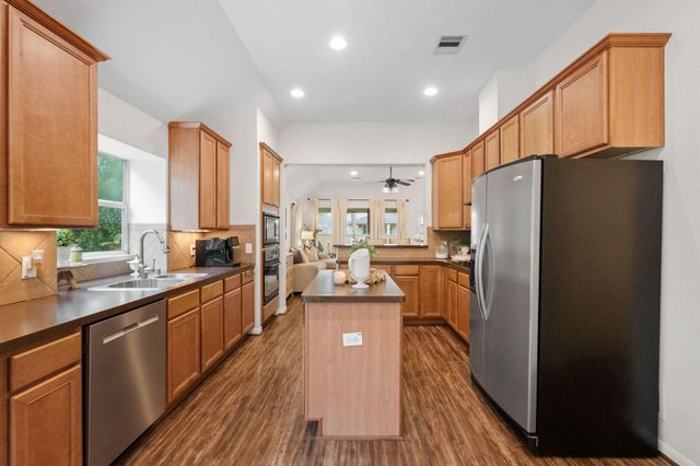 15906 Dunes Drive, Crosby, TX 77532