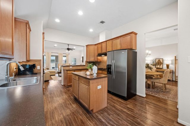 15906 Dunes Drive, Crosby, TX 77532