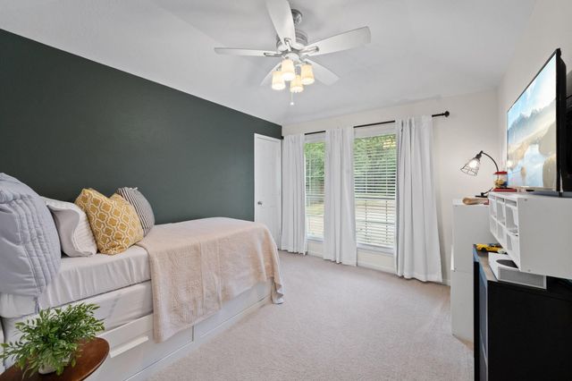 15906 Dunes Drive, Crosby, TX 77532